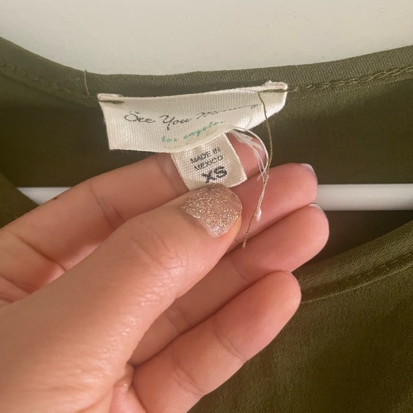 Love you more Los Angeles Green Women’s Dress. Size XS - Picture 2 of 3